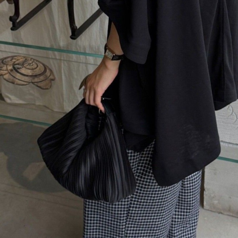 Interior Design High End - Modische Muschel-Plissee-Handtasche für Damen Minimalistische Leichtgewichtige