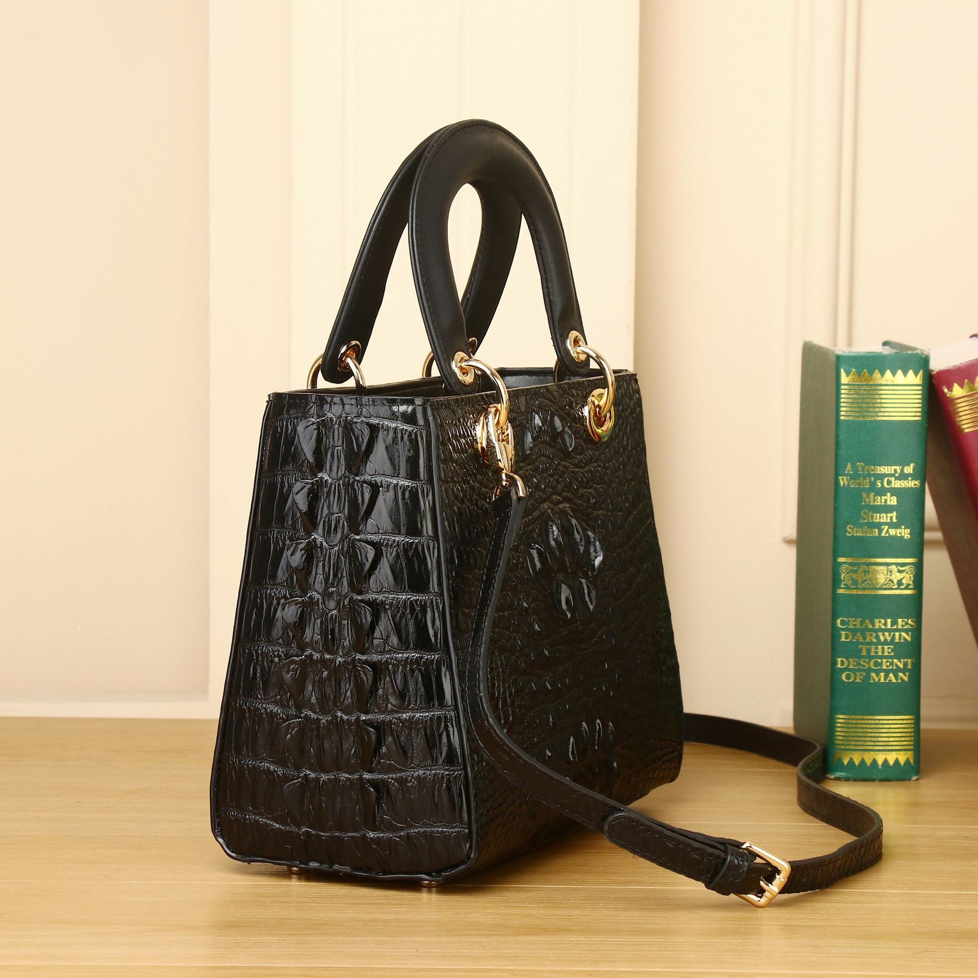 Neue Luxus-Designer-Handtasche – Interior Design High End Bewertung und Preis